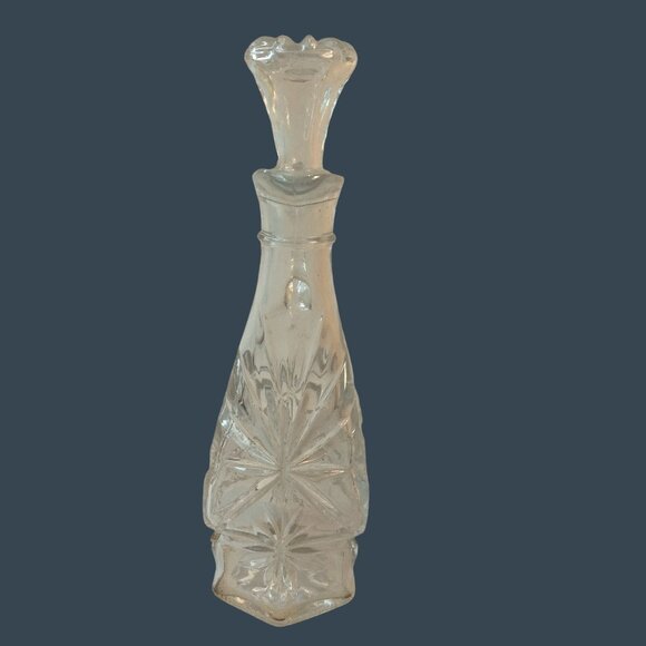 Vintage Clear Glass Cruet Bottle With Stopper Handle Decorative Starburst Floral - Picture 3 of 10